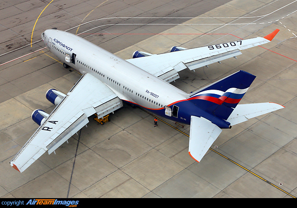 Ilyushin Il-96-300 Ilyushin Il-96-300