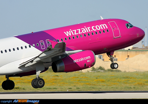 Airbus A320-232 Airbus A320-232