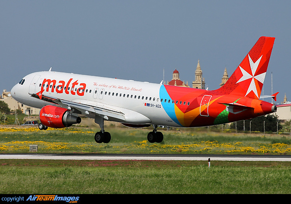 Airbus A320-214 Airbus A320-214