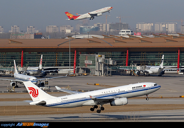 Airbus A330-243 Airbus A330-243