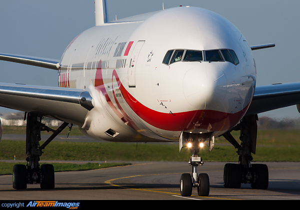 Boeing 777-39L/ER Boeing 777-39L/ER