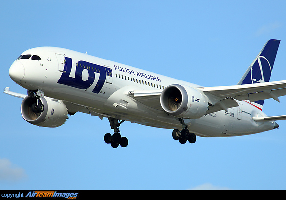 Boeing 787-8 Dreamliner Boeing 787-8 Dreamliner