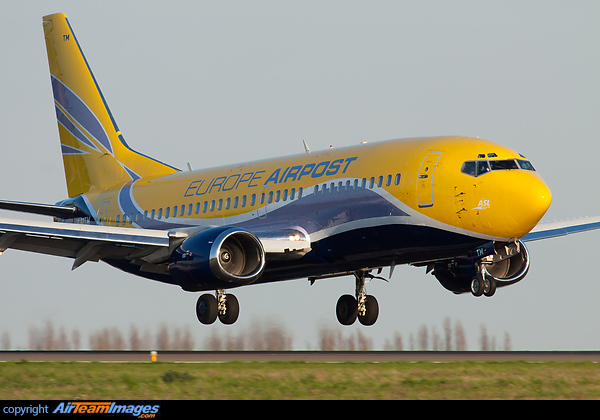 Boeing 737-3B3(QC) Boeing 737-3B3(QC)