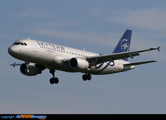Airbus A320-214 Airbus A320-214