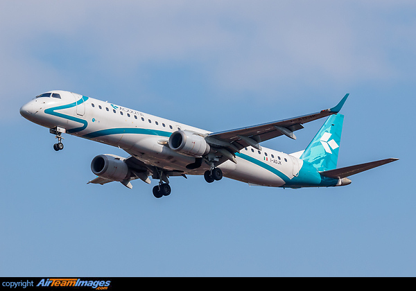 Embraer ERJ-195LR Embraer ERJ-195LR