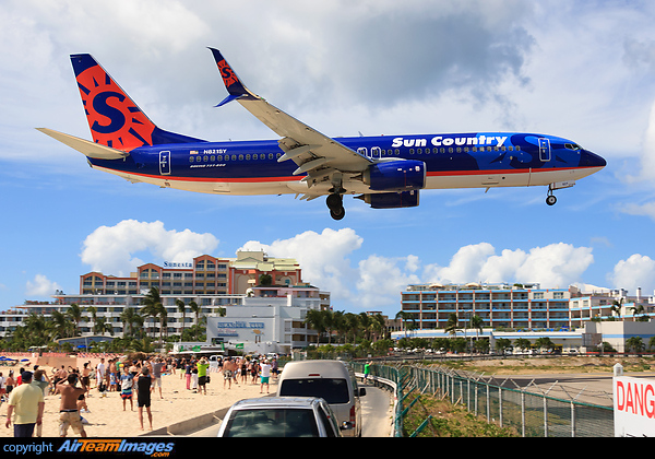 Boeing 737-8FH Boeing 737-8FH