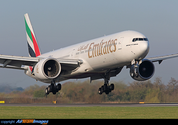 Boeing 777-31H/ER Boeing 777-31H/ER
