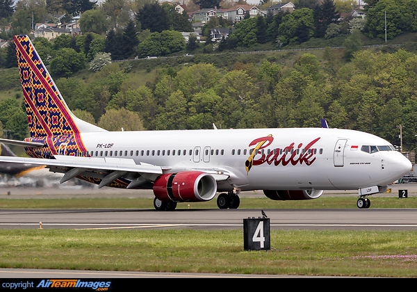 Batik Air Boeing 737-8GP(WL) - cn 38309 / ln 5375 PK-LDF returning to Boeing Field after a customer test flight 4/20/15. Boeing 737-8GP
