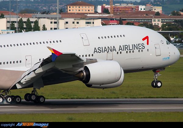Airbus A380-841 Airbus A380-841