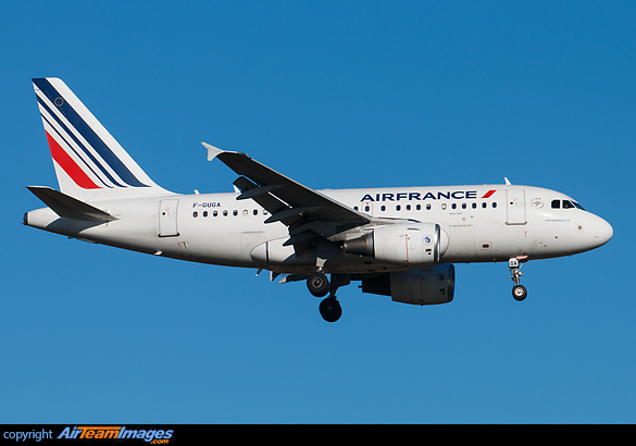 Airbus A318-111 Airbus A318-111