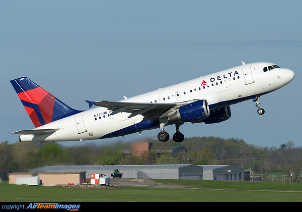 Airbus A319-114 Airbus A319-114