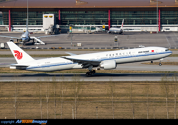 Boeing 777-39L/ER Boeing 777-39L/ER