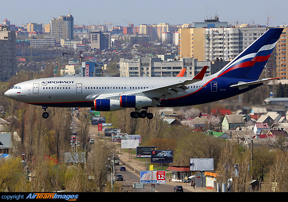 Ilyushin Il-96-300 Ilyushin Il-96-300