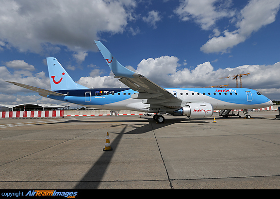3rd brand new factory Embraer for Jetairfly delivered on 26th April 2015 Embraer ERJ-190STD