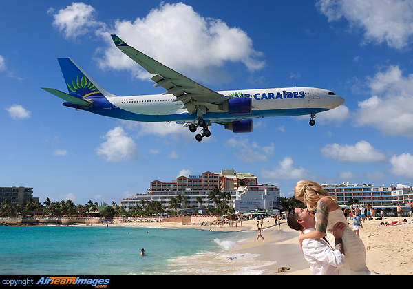Airbus A330-223 Airbus A330-223
