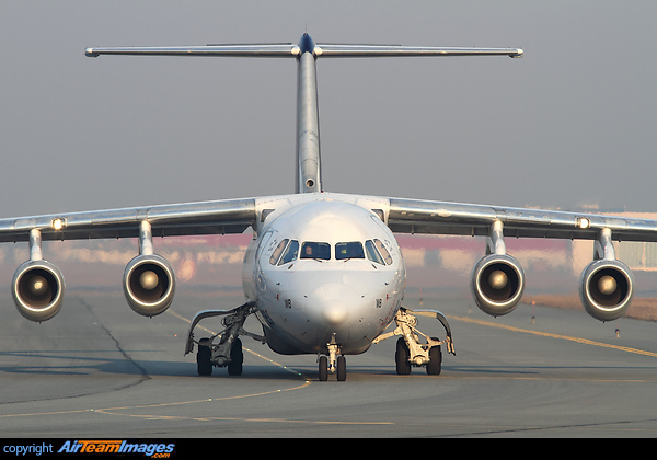 British Aerospace Avro RJ100 British Aerospace Avro RJ100