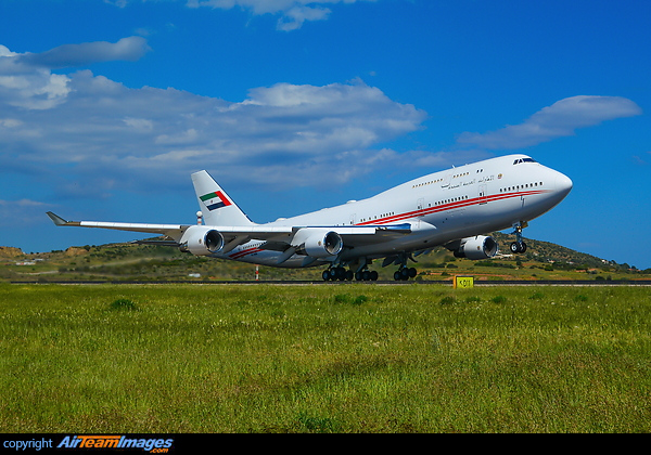 Boeing 747-422 Boeing 747-422