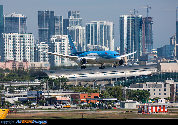 Boeing 787-8 Dreamliner Boeing 787-8 Dreamliner
