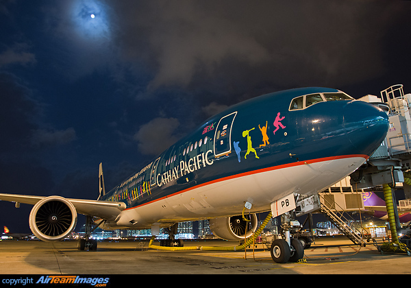 Boeing 777-367/ER Boeing 777-367/ER