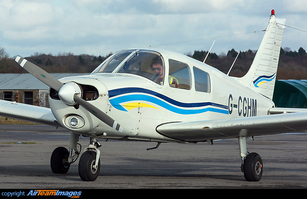 Piper PA-28-140 Cherokee Piper PA-28-140 Cherokee