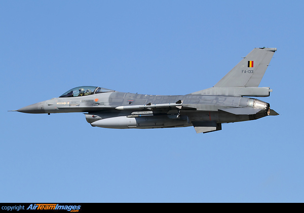 F-16AM Fighting Falcon F-16AM Fighting Falcon