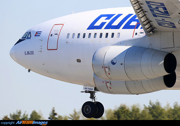 Ilyushin Il-96-300 Ilyushin Il-96-300