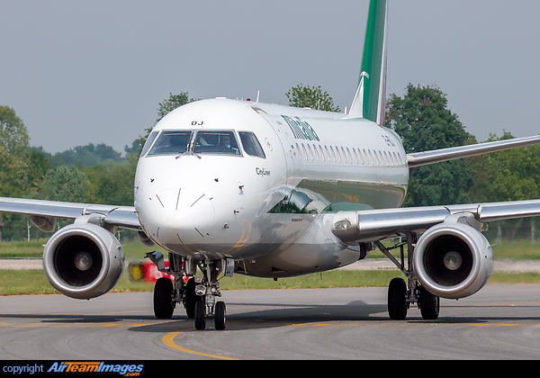 Embraer ERJ-175STD Embraer ERJ-175STD