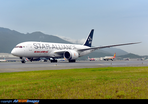 Boeing 787-8 Dreamliner Boeing 787-8 Dreamliner