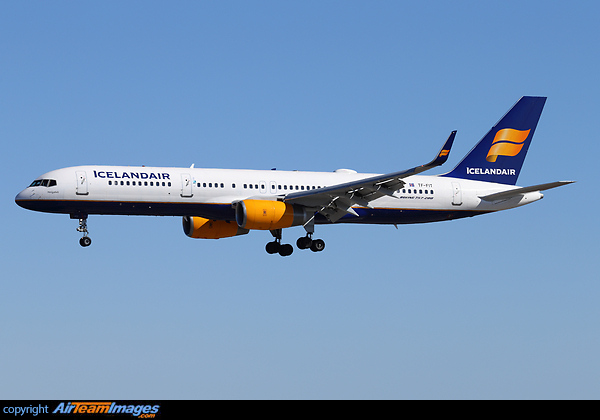 Boeing 757-256 Boeing 757-256