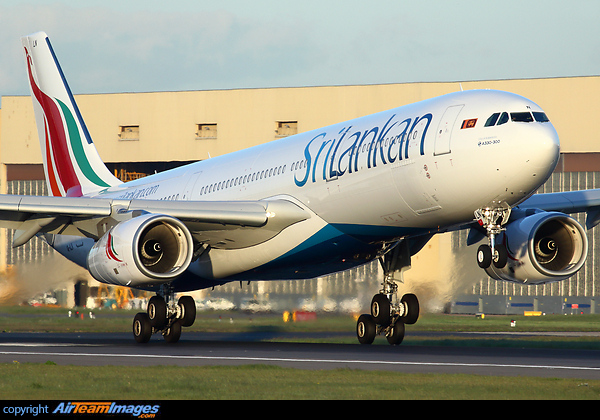 Airbus A330-343 Airbus A330-343