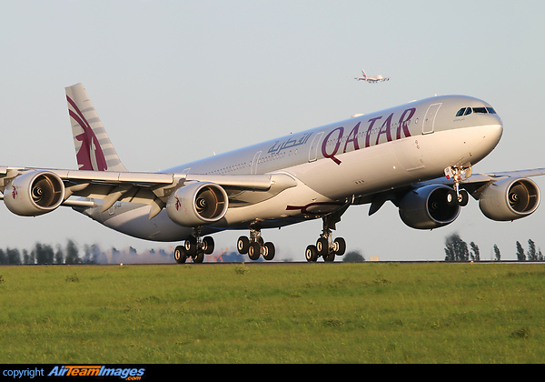 Airbus A340-642 Airbus A340-642