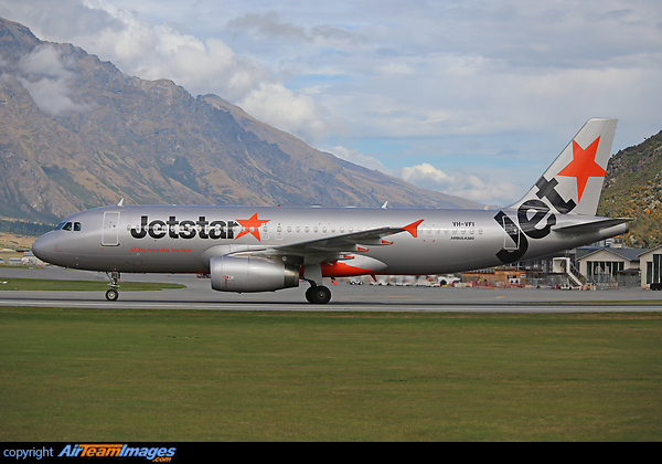 Airbus A320-232 Airbus A320-232