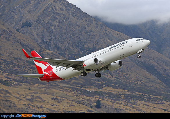 Boeing 737-838 Boeing 737-838