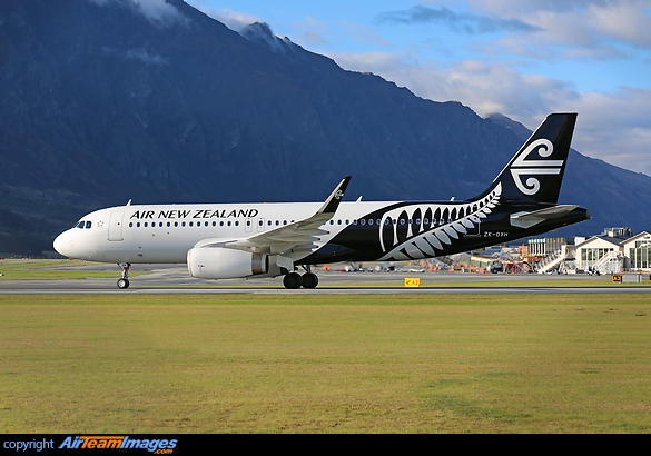 Airbus A320-232 Airbus A320-232