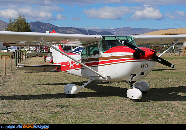 Cessna 172N Skyhawk Cessna 172N Skyhawk