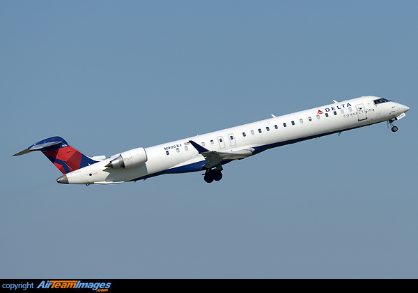 Bombardier CRJ-900ER Bombardier CRJ-900ER