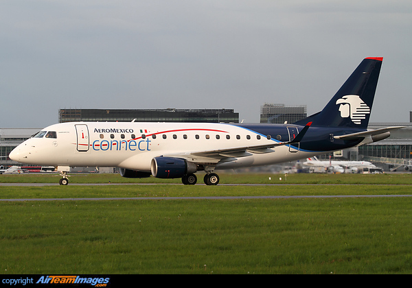 Ex-LOT Embraer ERJ-170 SP-LDC seen here being prepared for its new operator. Embraer ERJ-170ST