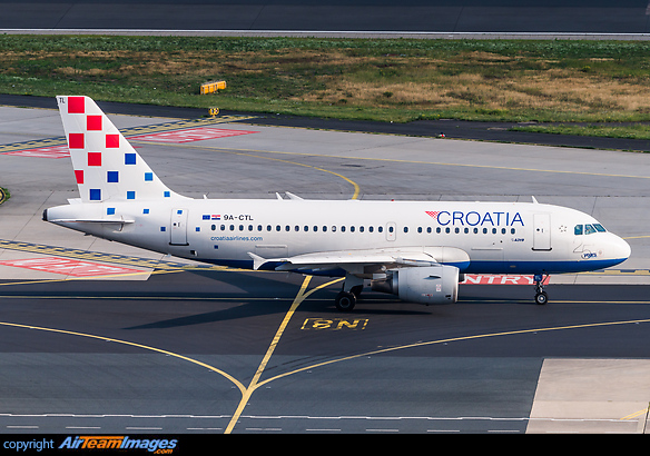 25 Year sticker Airbus A319-112