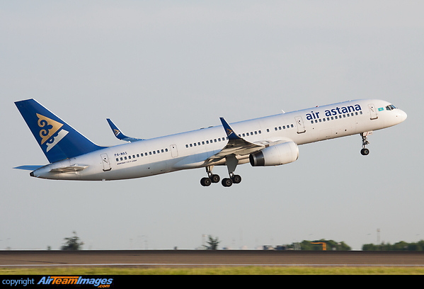 Boeing 757-28A Boeing 757-28A