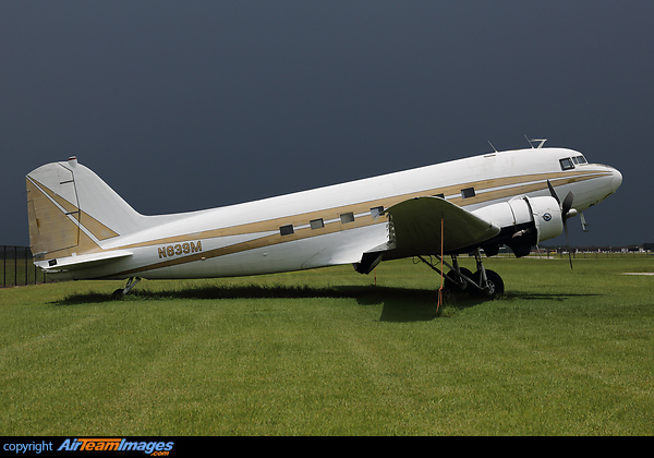 Douglas C-47A (DC-3) Douglas C-47A (DC-3)