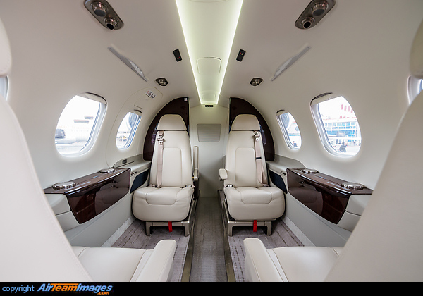 Embraer EMB-500 Phenom 100 Embraer EMB-500 Phenom 100