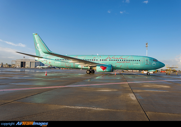 Boeing 737-8HX Boeing 737-8HX