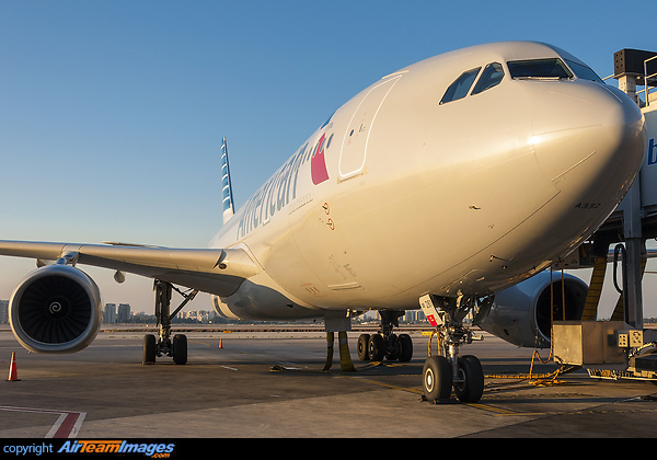 Airbus A330-243 Airbus A330-243