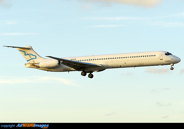 McDonnell Douglas MD-83 McDonnell Douglas MD-83