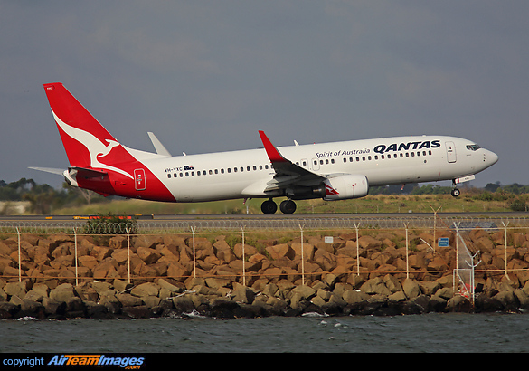 Boeing 737-838 Boeing 737-838