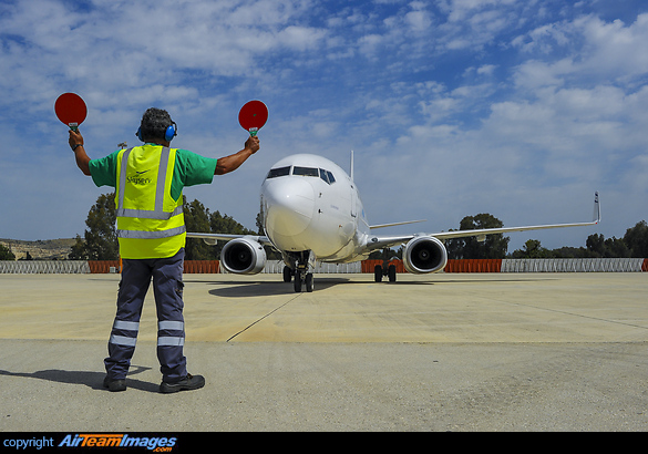 Boeing 737-804 Boeing 737-804