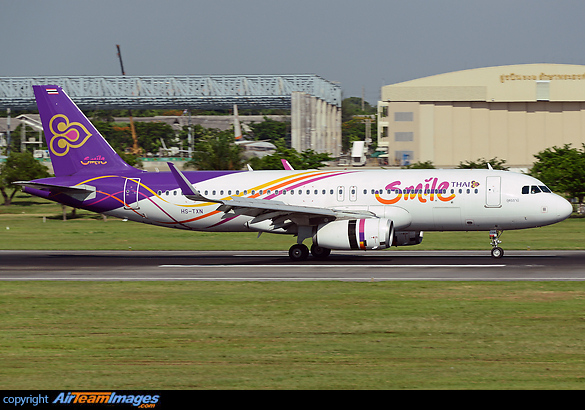 Airbus A320-232 Airbus A320-232