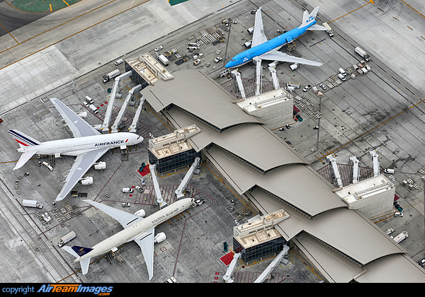 Tom Bradley Terminal. Los Angeles Airport