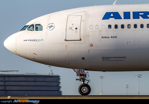 Airbus A340-313X Airbus A340-313X
