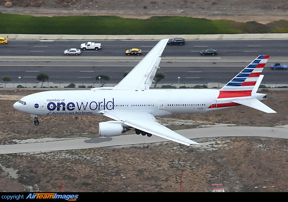 Boeing 777-223/ER Boeing 777-223/ER